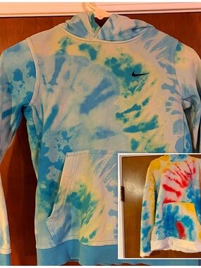 (2) Nike Tie Dye Pullover Hoodies